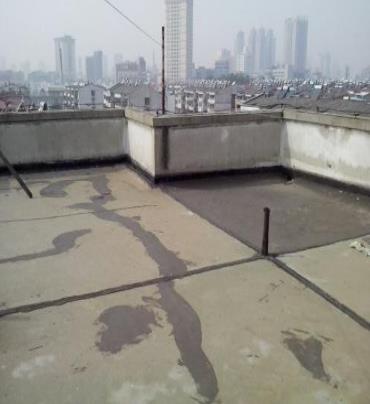青海漏水维修 楼顶漏水是什么原因，楼顶漏水维修方法是什么?